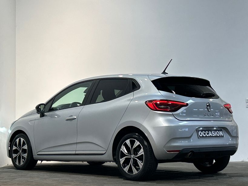 RENAULT CLIO V 2022 - Photo n°4