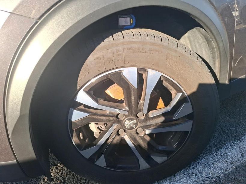 PEUGEOT 2008 BUSINESS 2021 - Photo n°1