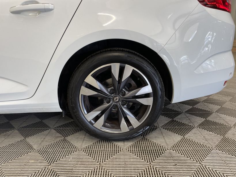 RENAULT MEGANE IV ESTATE 2020 - Photo n°37