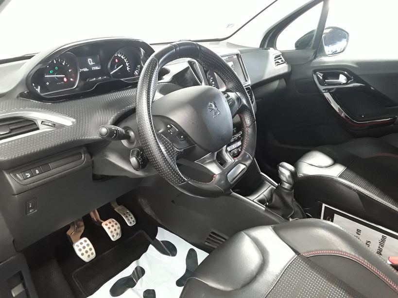 PEUGEOT 208 2016 - Photo n°30