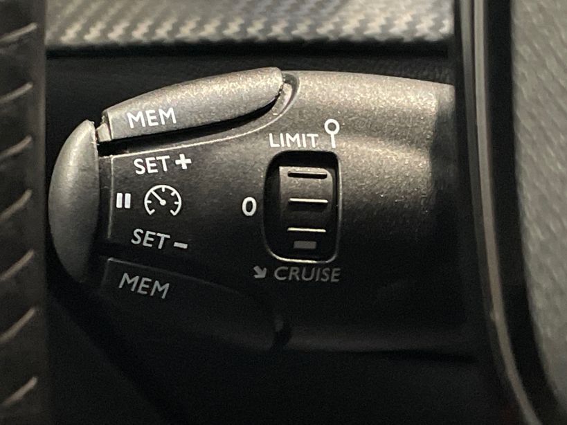 PEUGEOT 208 2023 - Photo n°31
