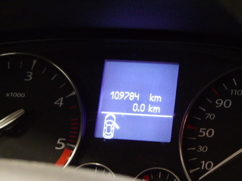 RENAULT LAGUNA COUPE 2011 - Photo n°8