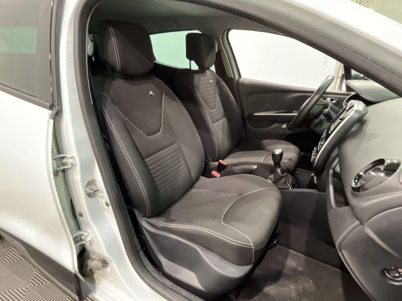 RENAULT CLIO IV 2018 - Photo n°36