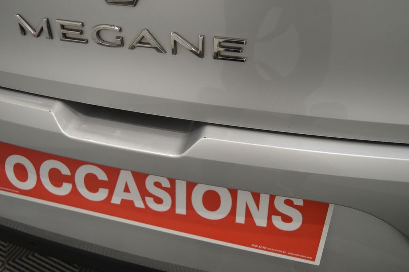 RENAULT MEGANE IV BERLINE BUSINESS 2017 - Photo n°21