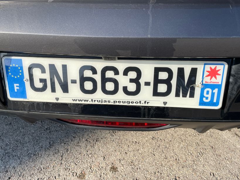 PEUGEOT 208 2023 - Photo n°3