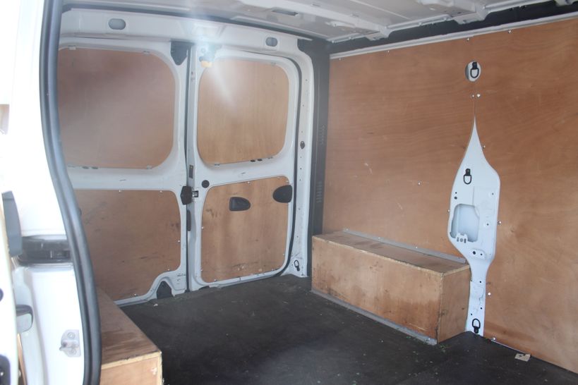 RENAULT TRAFIC III FG 2016 - Photo n°15