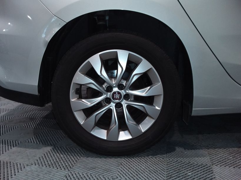 FIAT TIPO 5 PORTES 2018 - Photo n°13