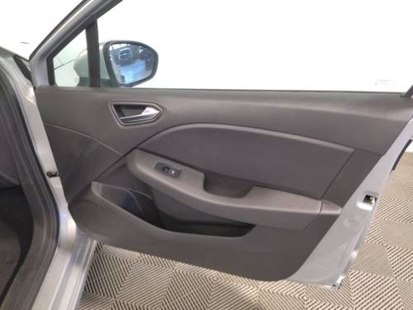 RENAULT CLIO V 2020 - Photo n°6