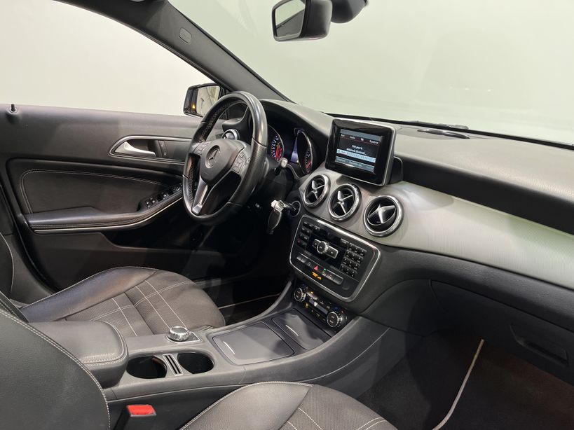 MERCEDES CLASSE GLA 2015 - Photo n°23