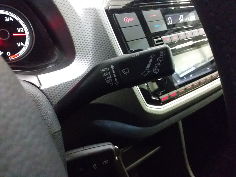 VOLKSWAGEN UP! 2.0 2022 - Photo n°21