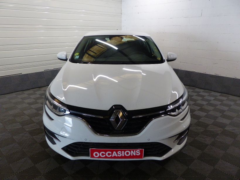 RENAULT MEGANE IV BERLINE 2021 - Photo n°2