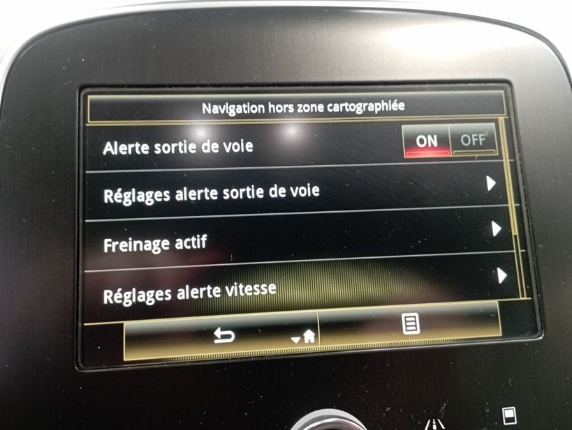 RENAULT SCENIC IV 2022 - Photo n°21