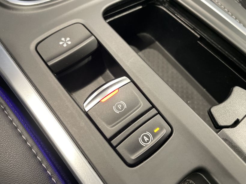 RENAULT MEGANE IV ESTATE 2020 - Photo n°20