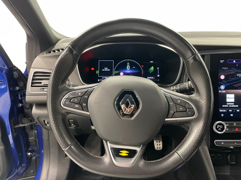 RENAULT MEGANE IV BERLINE 2022 - Photo n°11