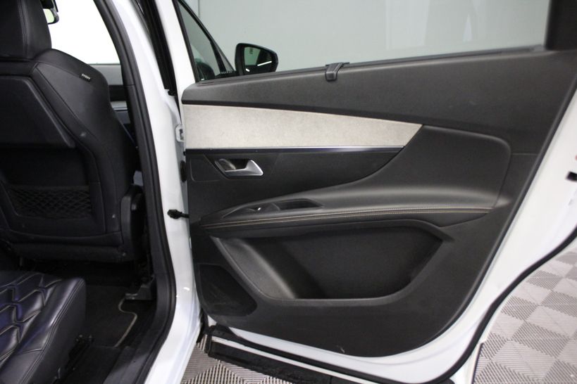 PEUGEOT 5008 2018 - Photo n°43