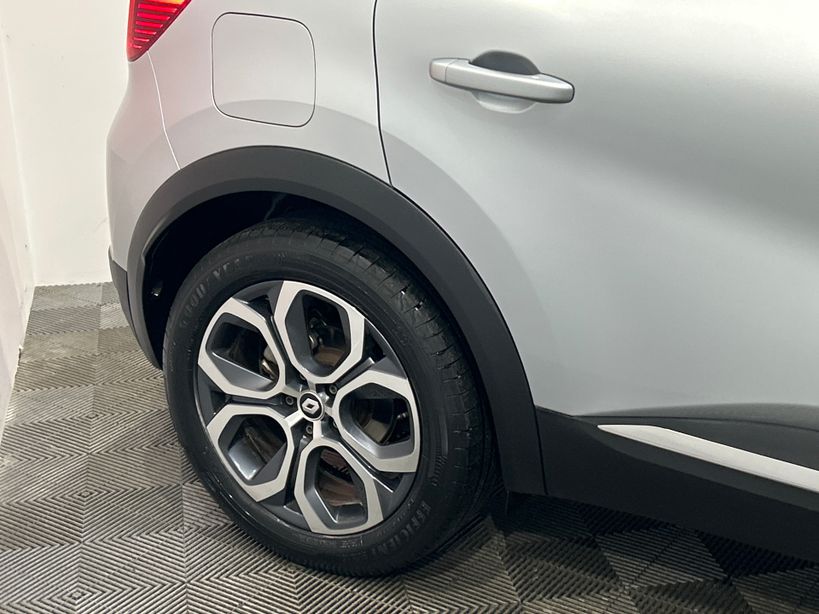 RENAULT CAPTUR 2022 - Photo n°3