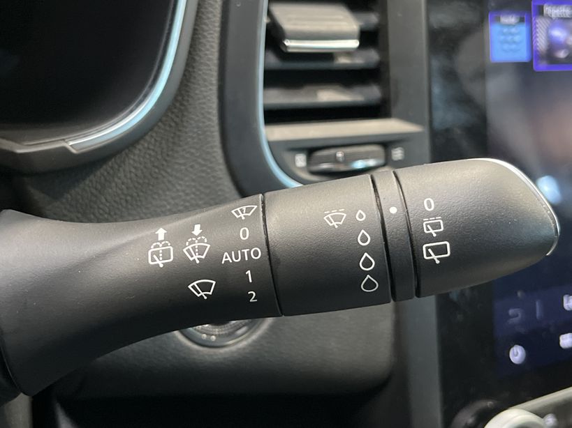 RENAULT MEGANE IV ESTATE 2021 - Photo n°29