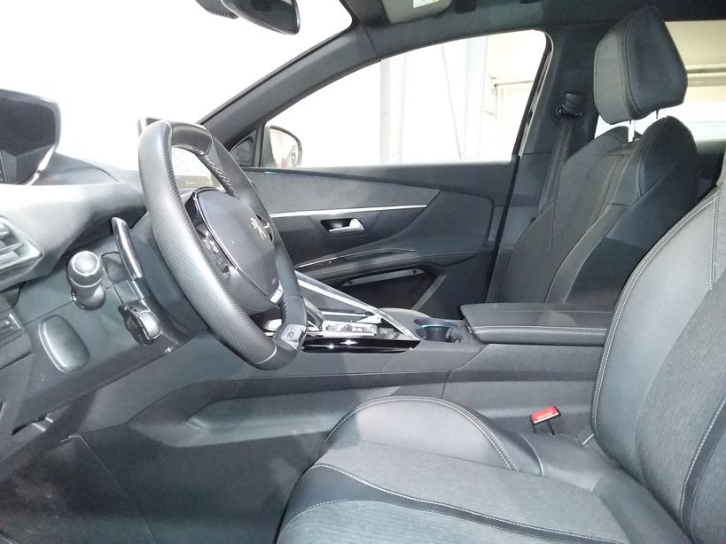 PEUGEOT 3008 2020 - Photo n°11
