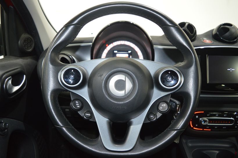 SMART FORFOUR 2017 - Photo n°11