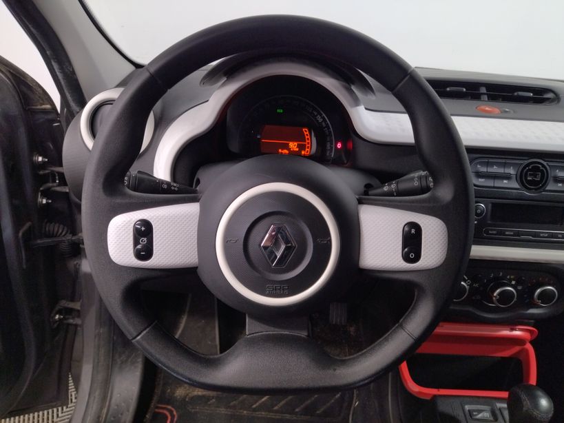 RENAULT TWINGO III 2016 - Photo n°12