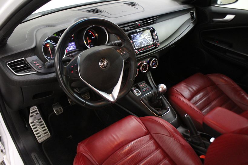 ALFA ROMEO GIULIETTA SERIE 2 2017 - Photo n°11