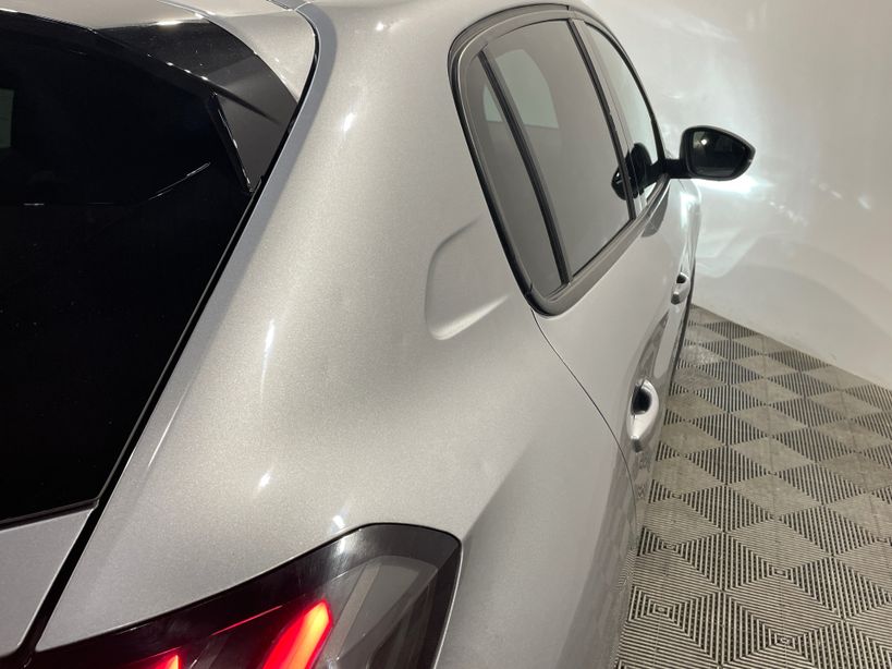 PEUGEOT 208 2023 - Photo n°8