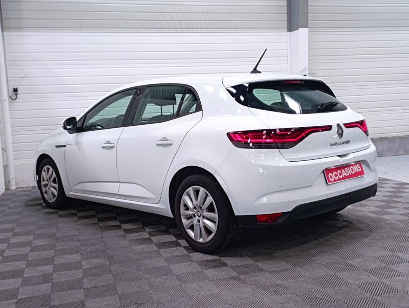 RENAULT MEGANE IV BERLINE 2022 - Photo n°8