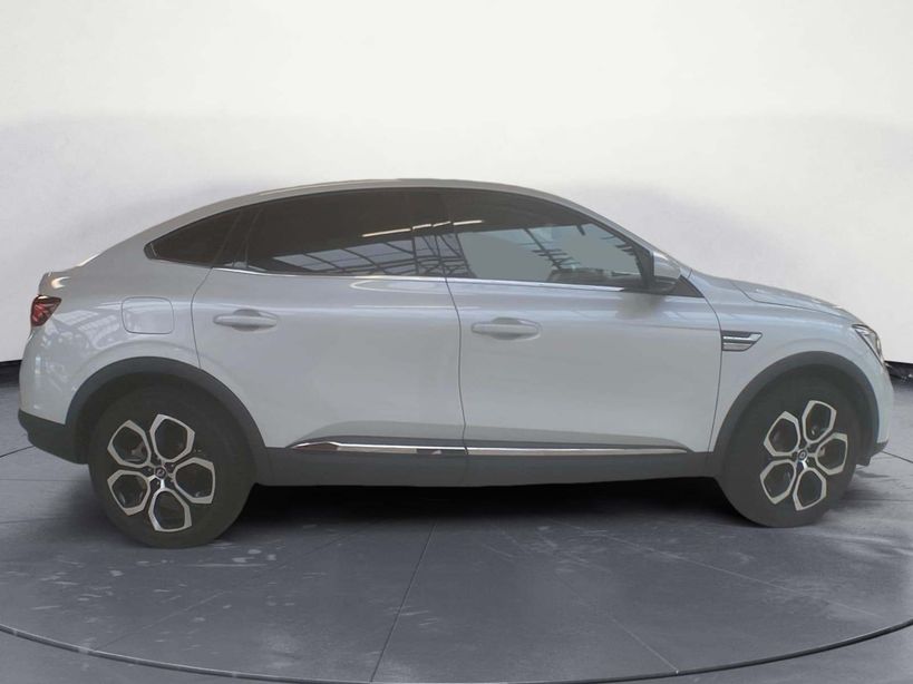 RENAULT ARKANA 2023 - Photo n°4