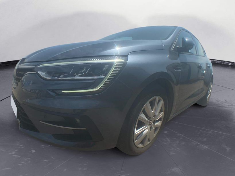 RENAULT MEGANE IV BERLINE 2022 - Photo n°1