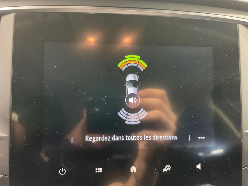 RENAULT MEGANE IV ESTATE 2021 - Photo n°20