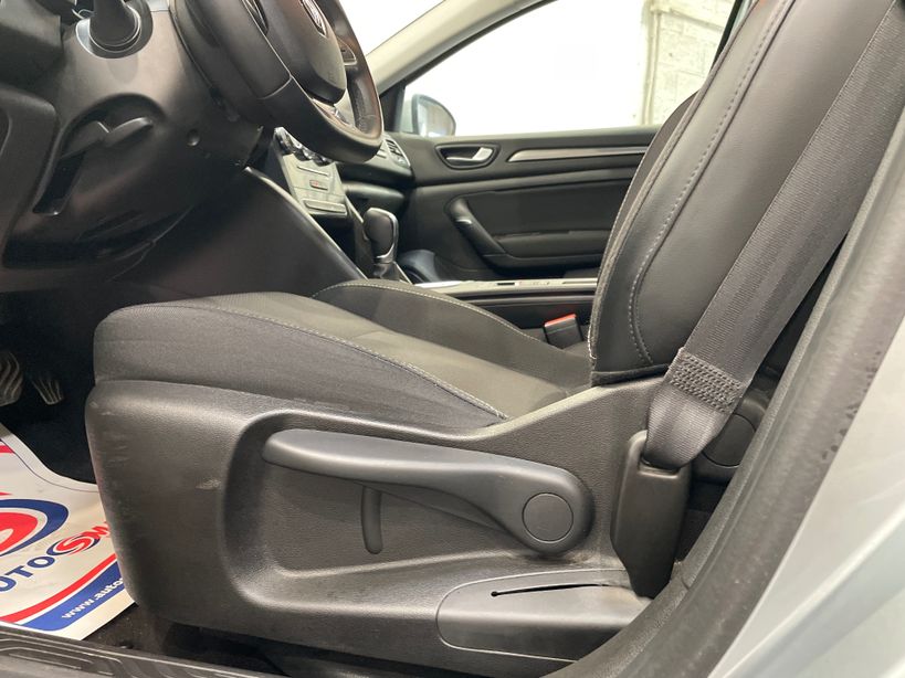 RENAULT MEGANE IV ESTATE 2021 - Photo n°36