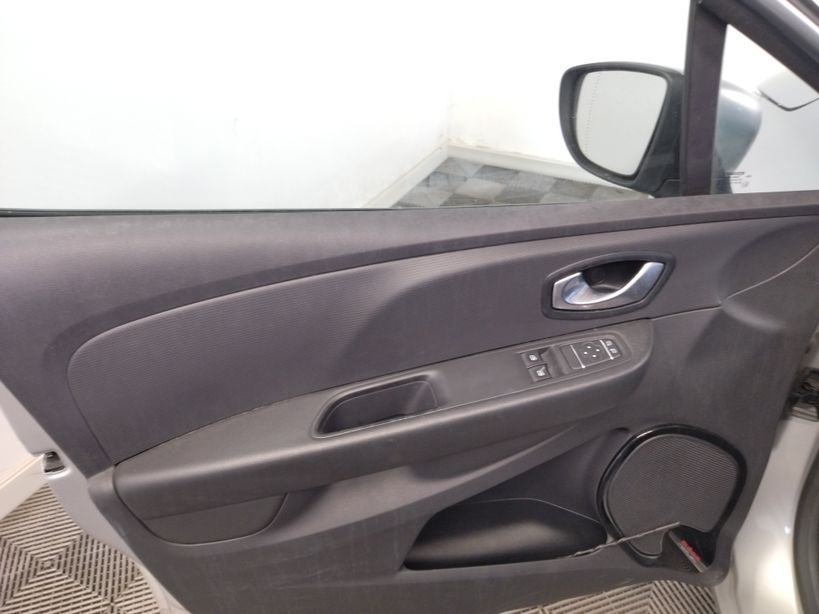 RENAULT CLIO IV BUSINESS 2019 - Photo n°10