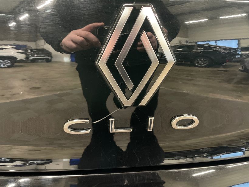 RENAULT CLIO V 2024 - Photo n°2