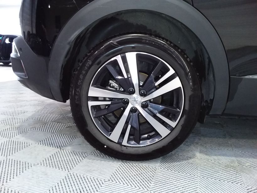 PEUGEOT 3008 2019 - Photo n°11