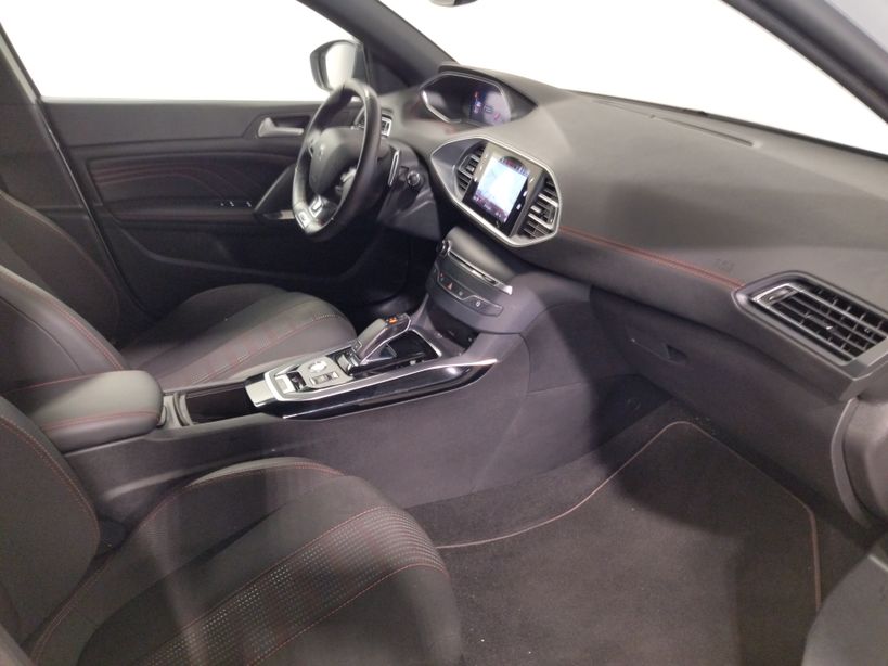 PEUGEOT 308 2021 - Photo n°8