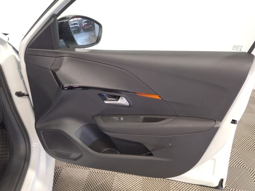 PEUGEOT 208 2022 - Photo n°7