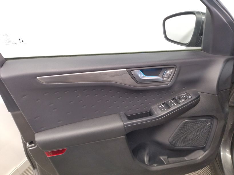 FORD KUGA 2020 - Photo n°10