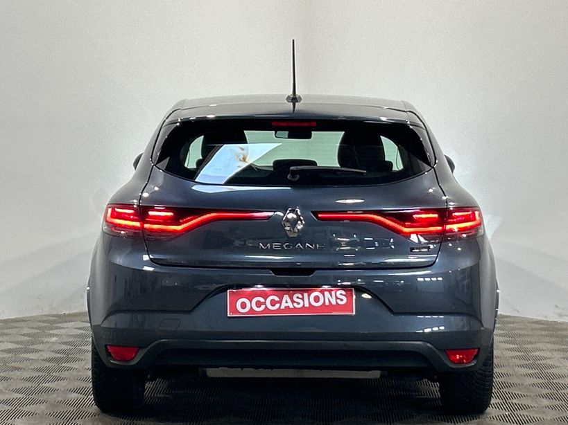 RENAULT MEGANE IV BERLINE 2023 - Photo n°6