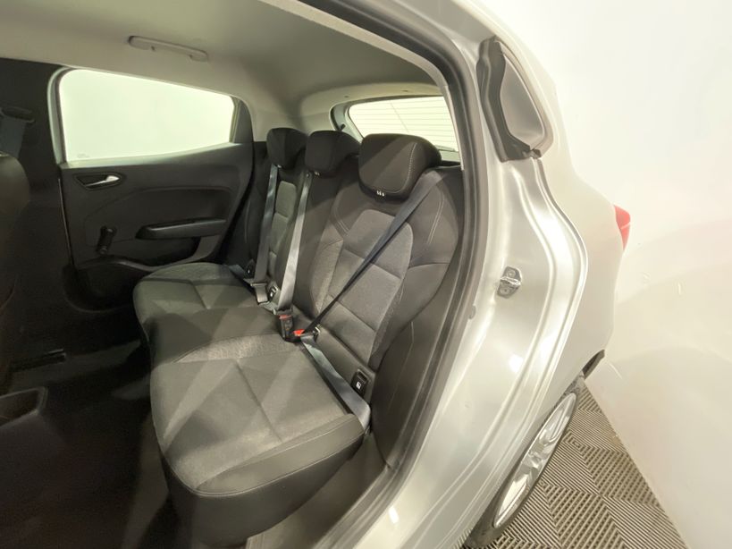 RENAULT CLIO V 2021 - Photo n°10