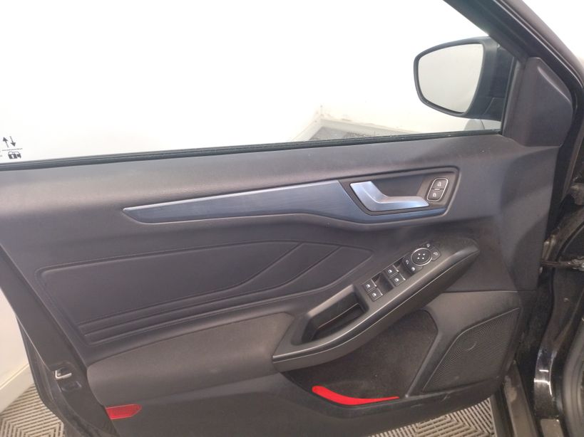 FORD FOCUS ACTIVE 2020 - Photo n°10
