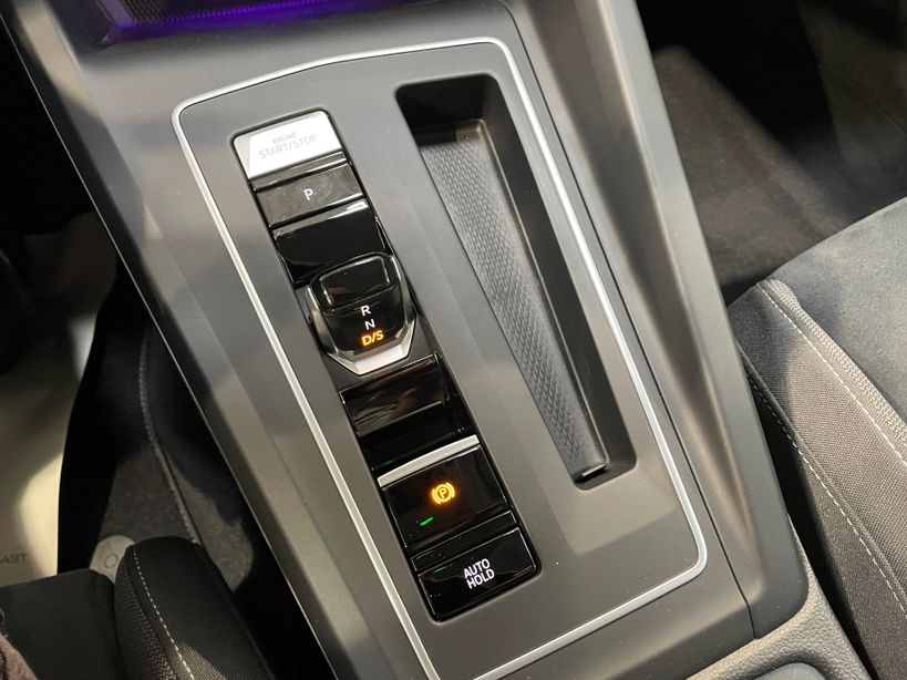 VOLKSWAGEN GOLF 2022 - Photo n°31