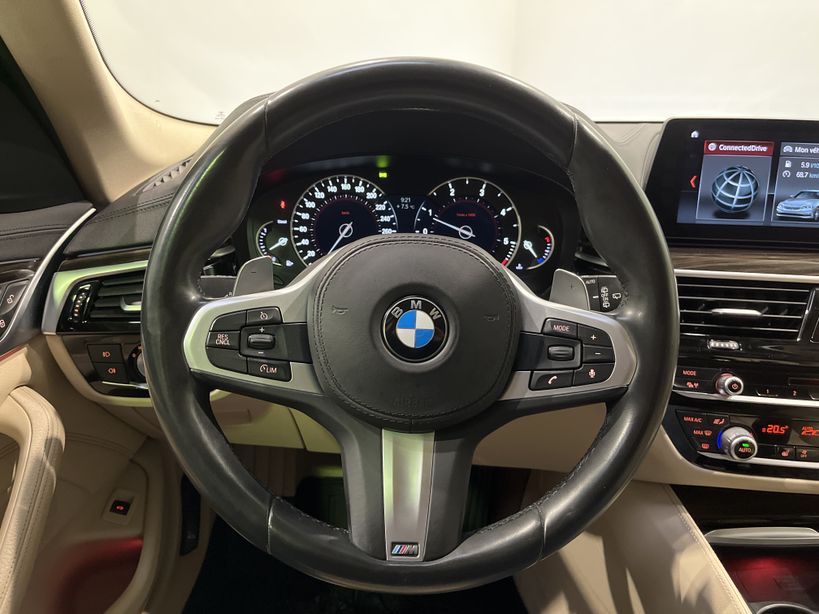 BMW SERIE 5 TOURING G31 2017 - Photo n°11