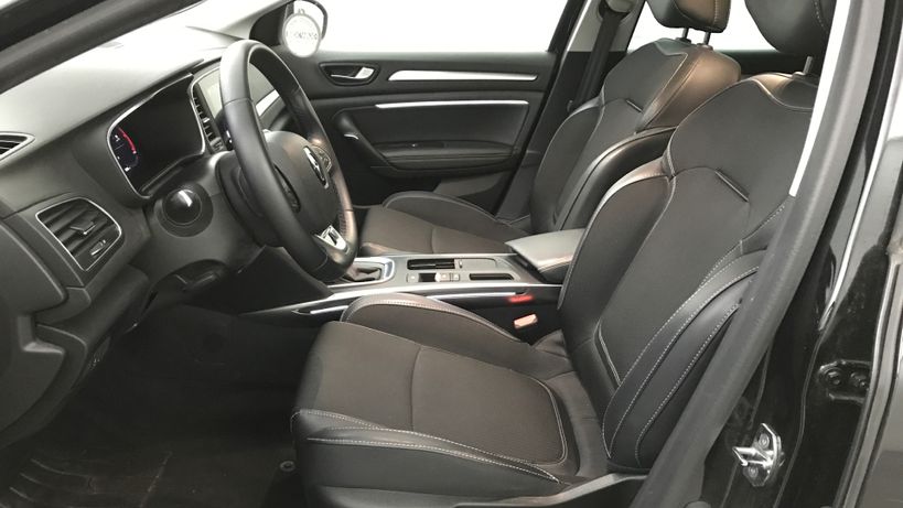 RENAULT MEGANE IV BERLINE 2022 - Photo n°30
