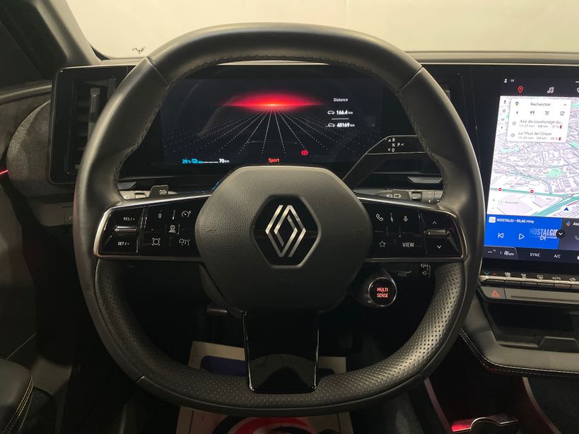 RENAULT MEGANE E TECH 2023 - Photo n°11