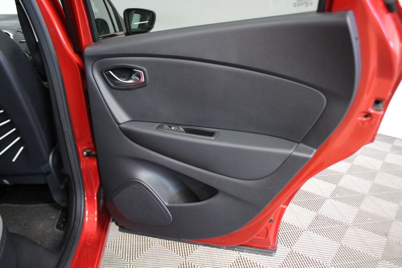 RENAULT CAPTUR 2018 - Photo n°37