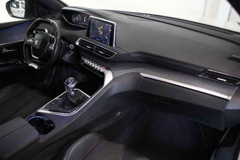 PEUGEOT 3008 2018 - Photo n°7