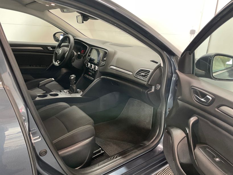 RENAULT MEGANE IV ESTATE 2022 - Photo n°7