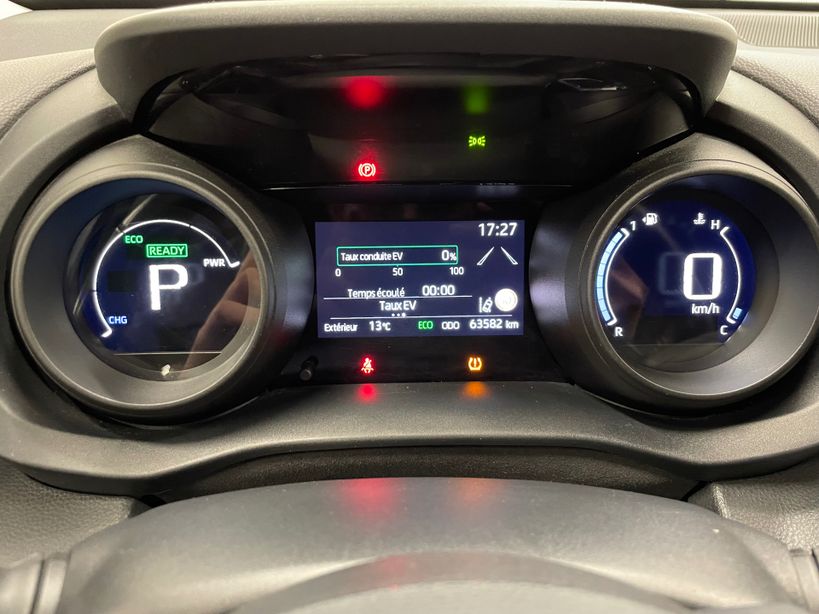 TOYOTA YARIS HYBRIDE MY21 2022 - Photo n°15