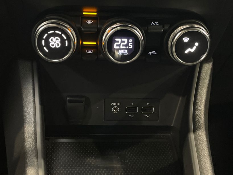 RENAULT CAPTUR 2022 - Photo n°18