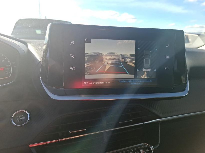 PEUGEOT 2008 BUSINESS 2021 - Photo n°9